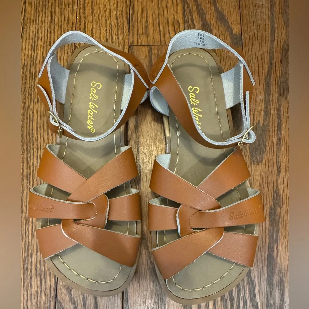 Kids Hoy Salt Water Sandals - Brown Size 3 EUC - Picture 3 of 5